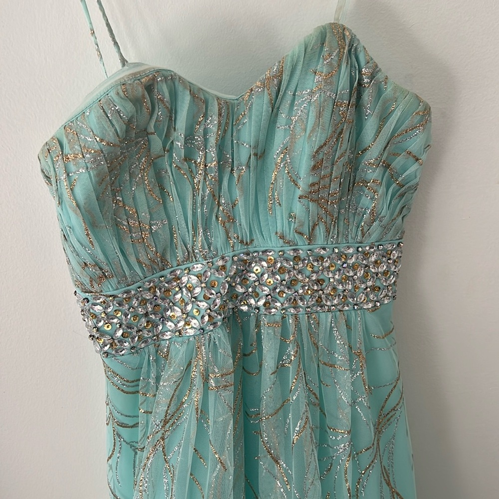 Strapless detailed aqua maxi dress